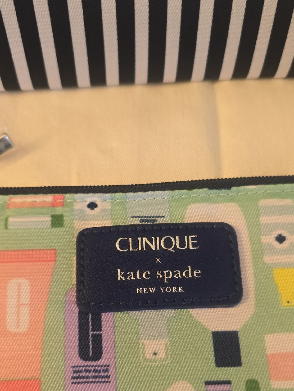 4 Clinique x Kate Spade Cosmetic Bags - Multi Color Sets New